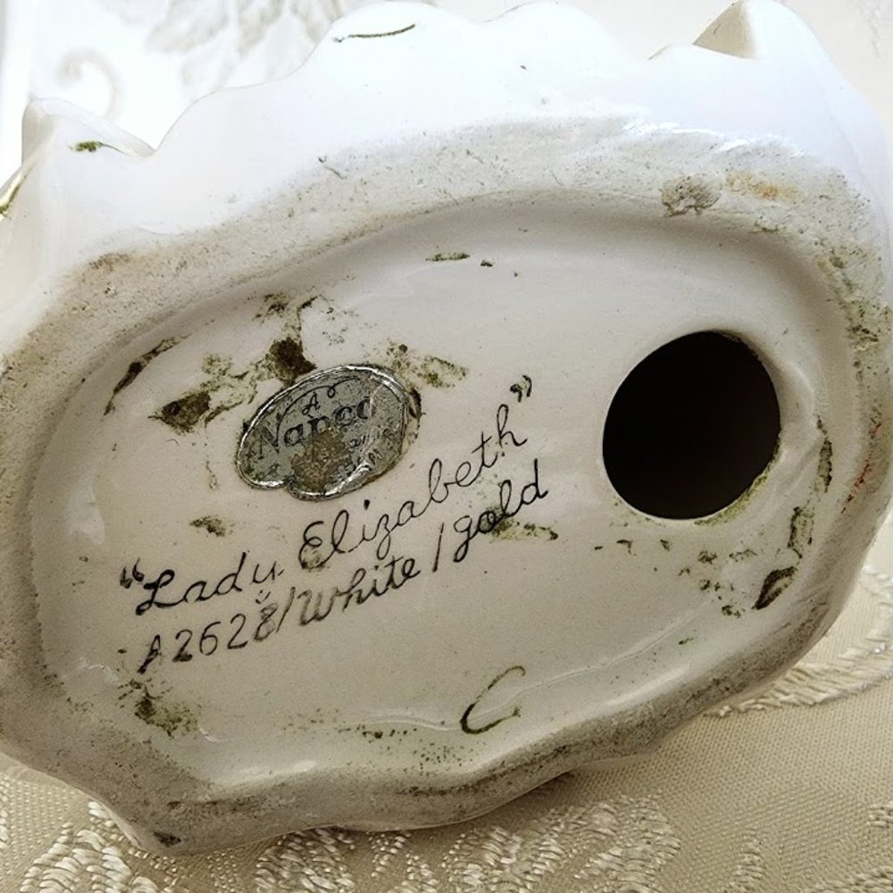 Vintage Lady Elizabeth A2628 - Picture 6 of 6